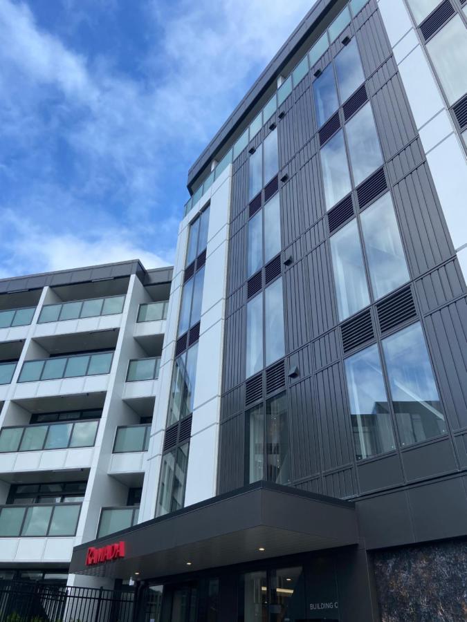 Ramada By Wyndham Newmarket Auckland Exteriér fotografie