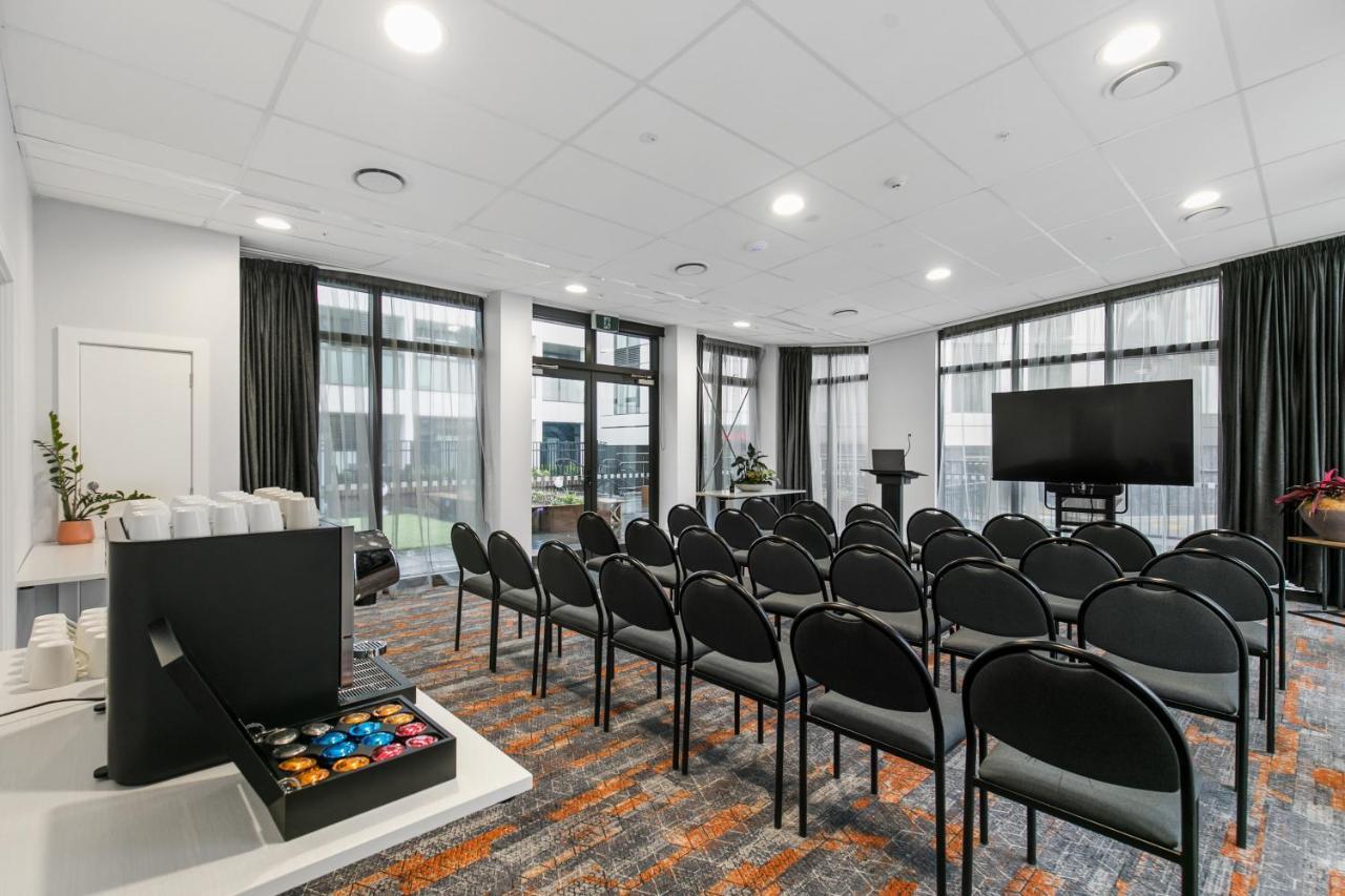 Ramada By Wyndham Newmarket Auckland Exteriér fotografie
