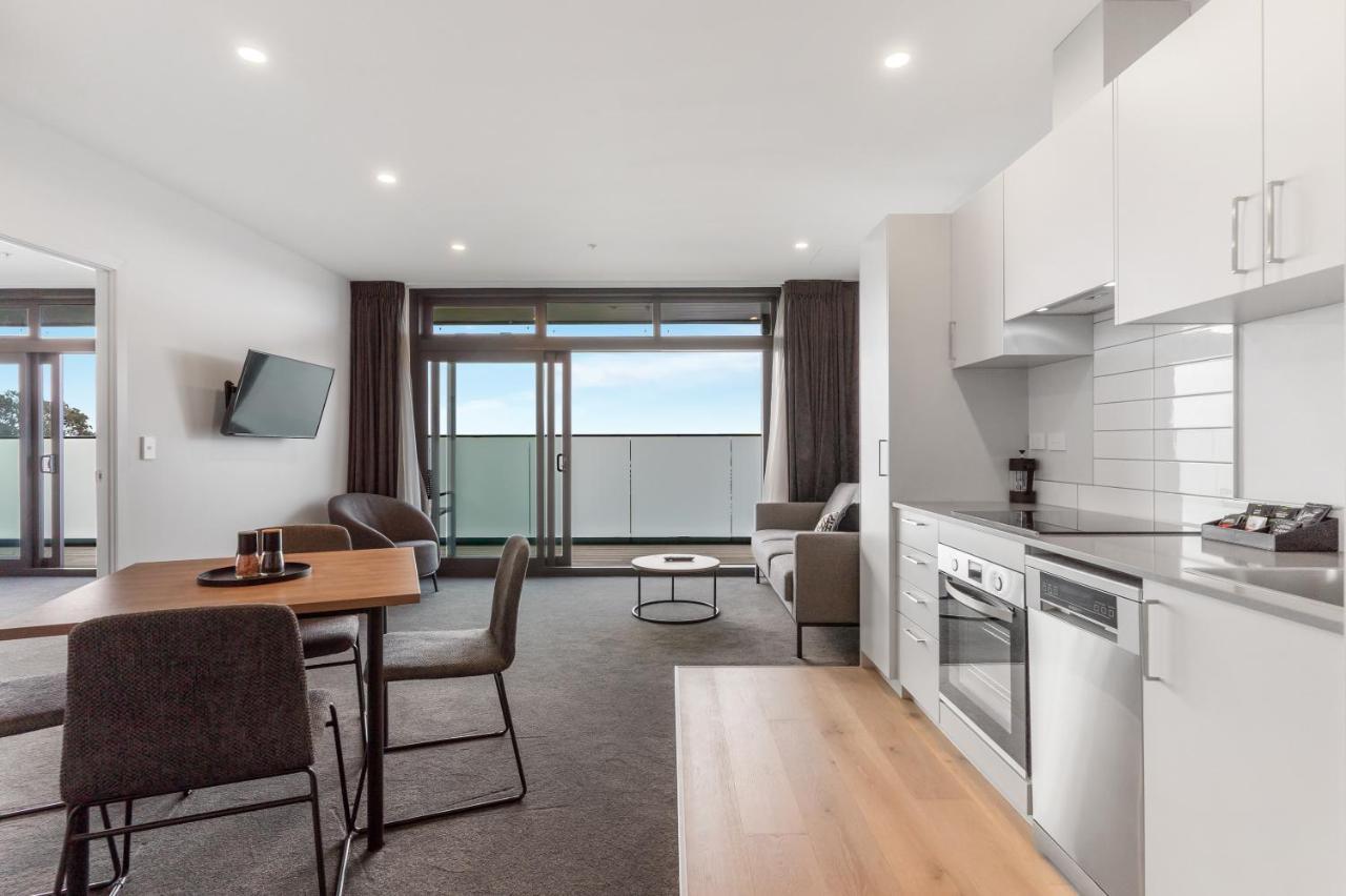 Ramada By Wyndham Newmarket Auckland Exteriér fotografie