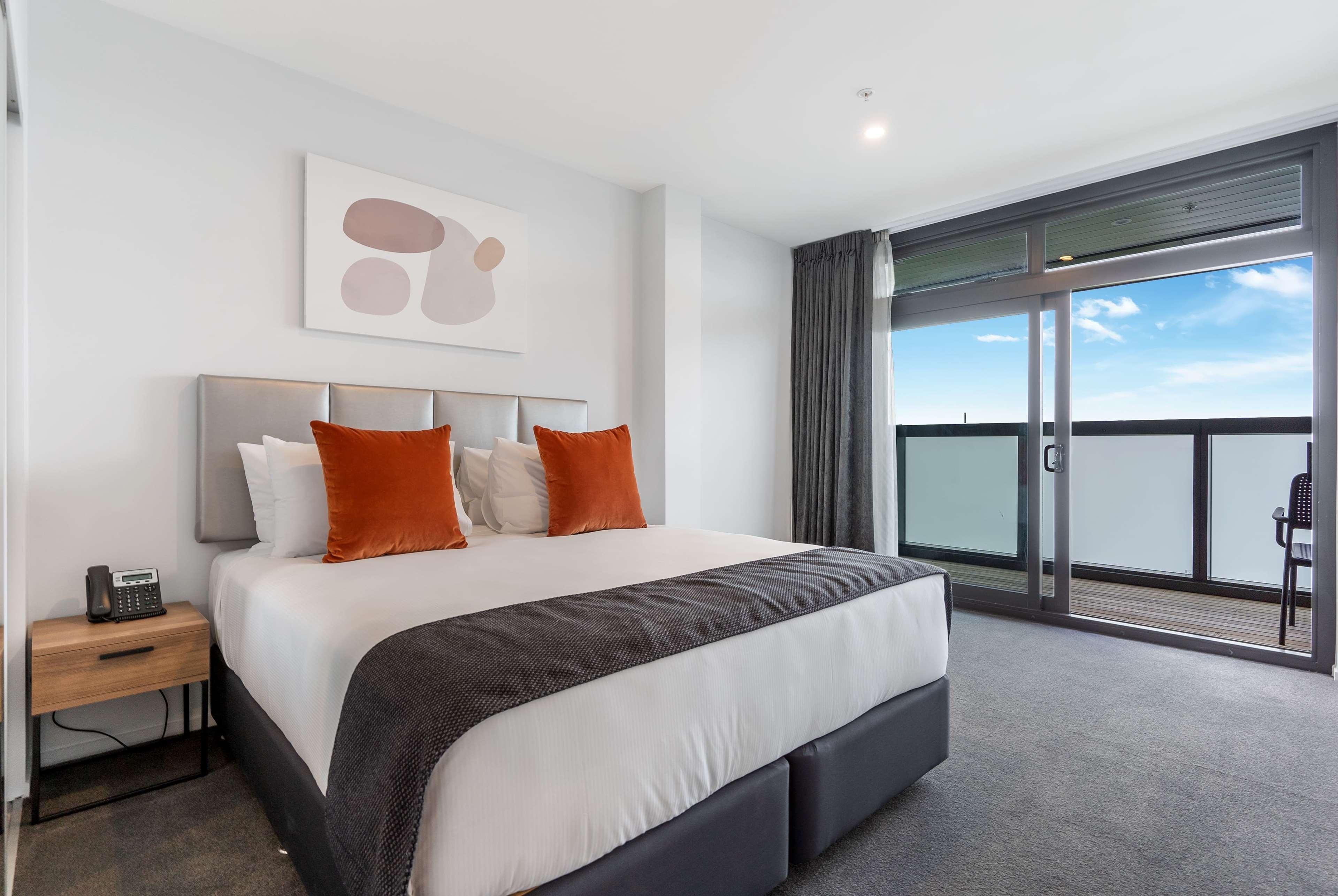 Ramada By Wyndham Newmarket Auckland Exteriér fotografie